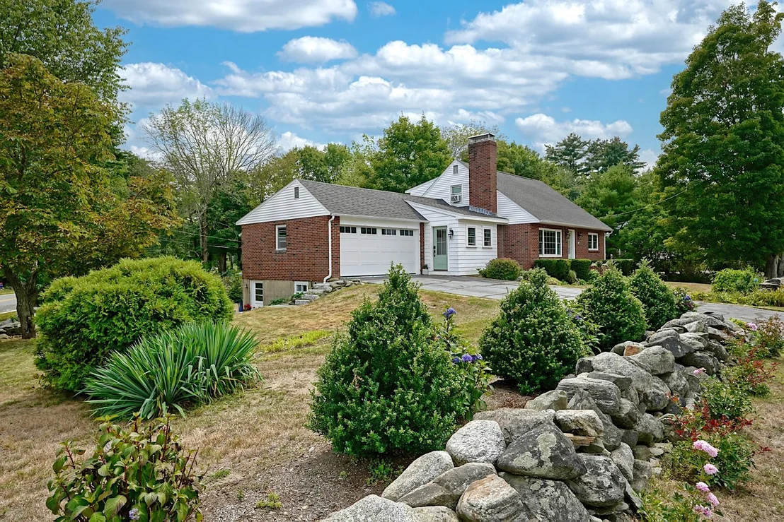 Photo of 354 Wallis