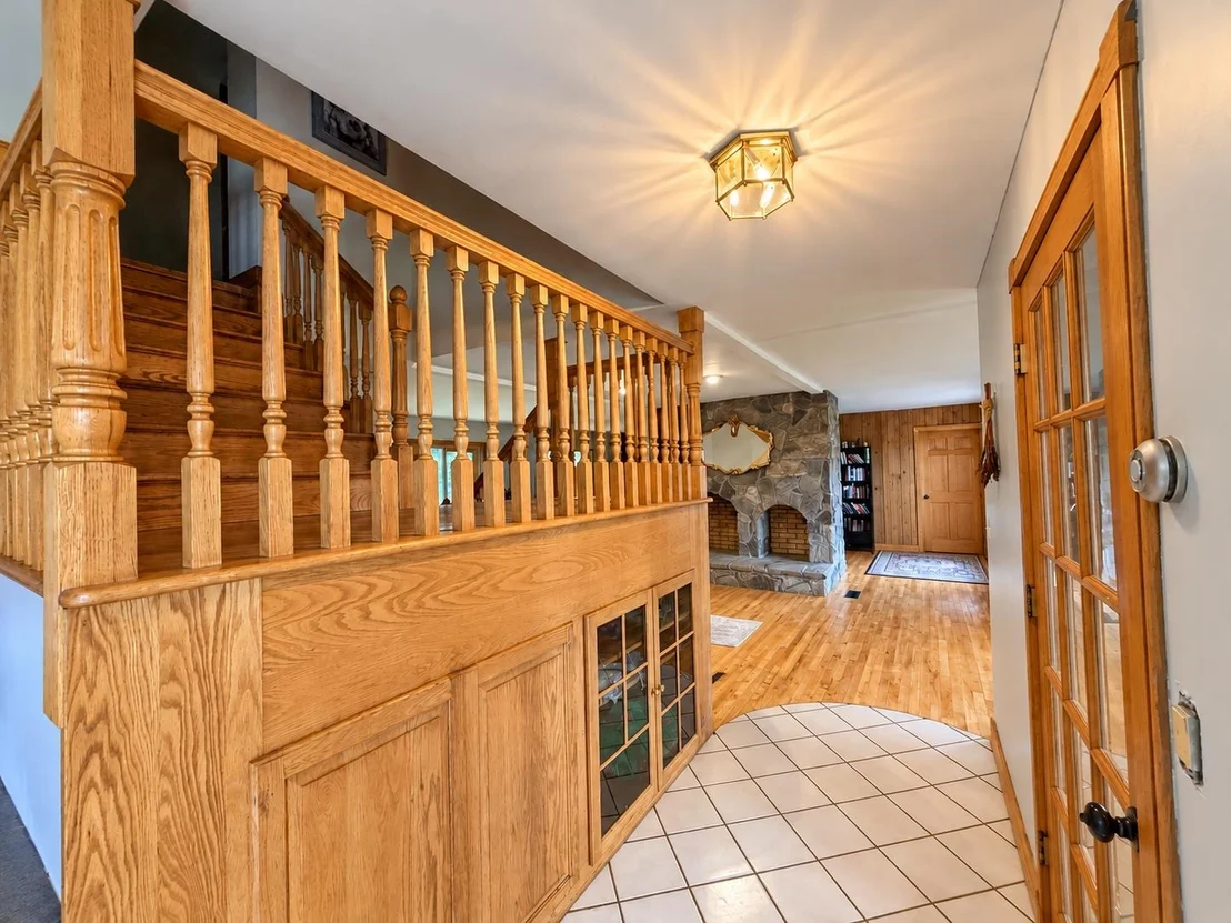 Photo of 845 Hall