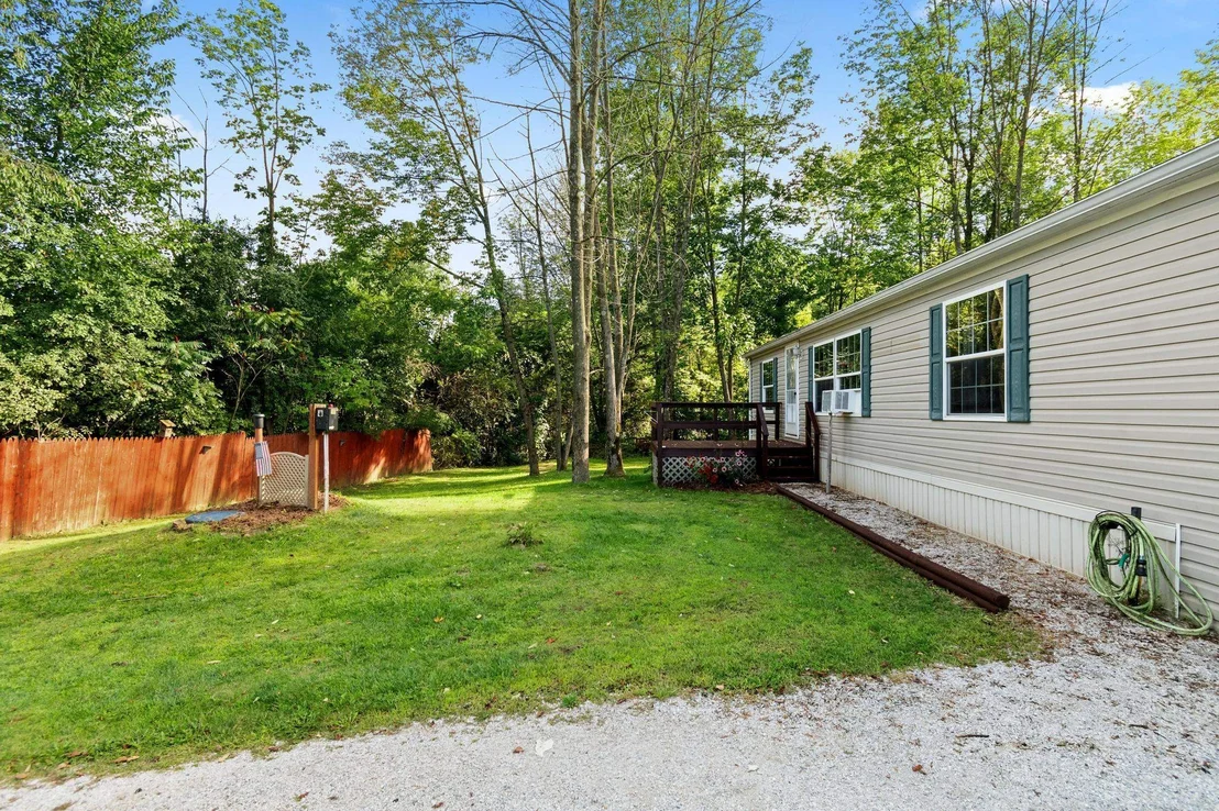 Photo of 1700 Highgate