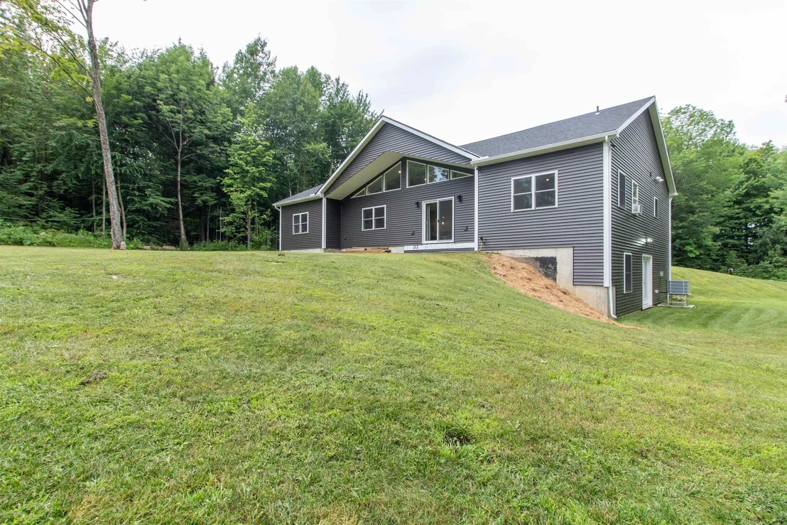 Photo of 559 Spencer Hill