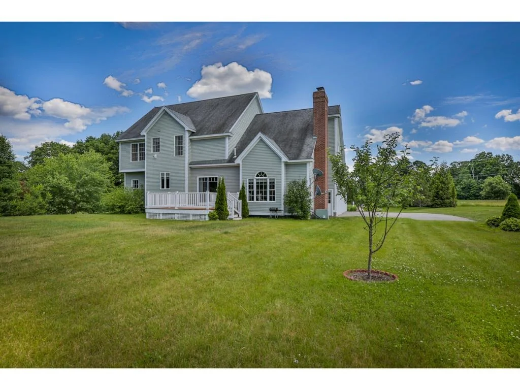 Photo of 357 N Amherst