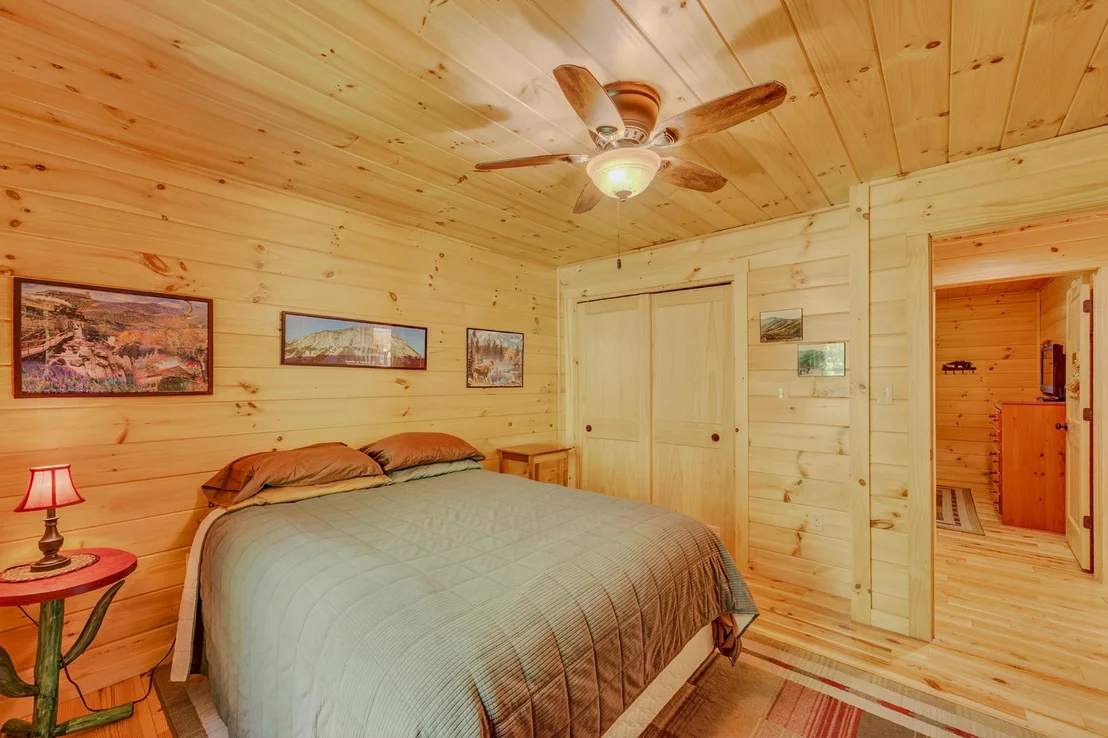 Photo of 1560 Cherry Valley