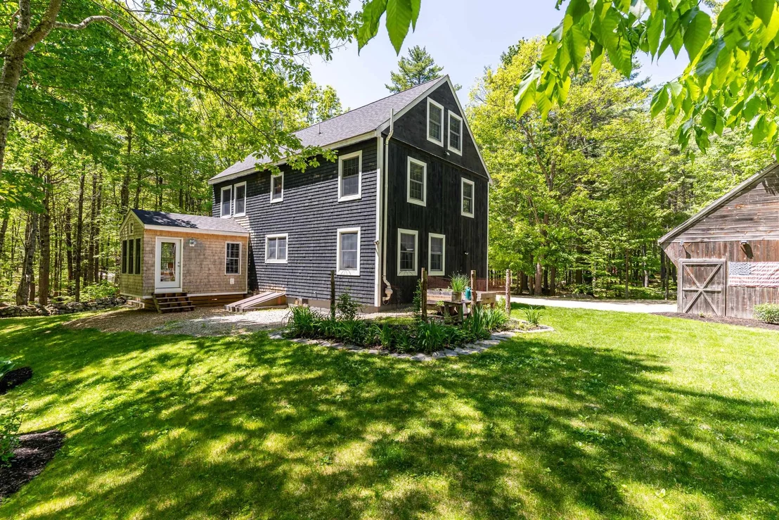 Photo of 338 Middleton
