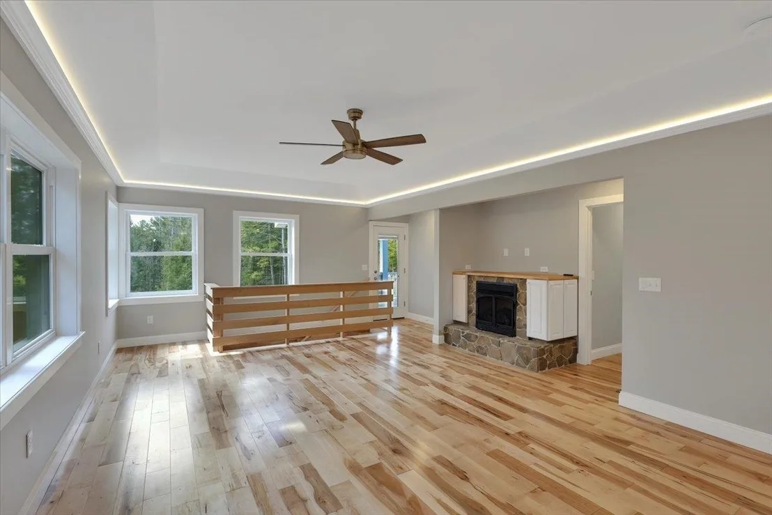 Photo of 49 Hemlock