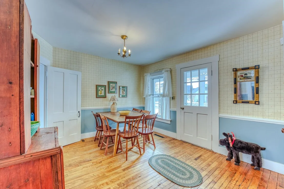 Photo of 249 Mountain View