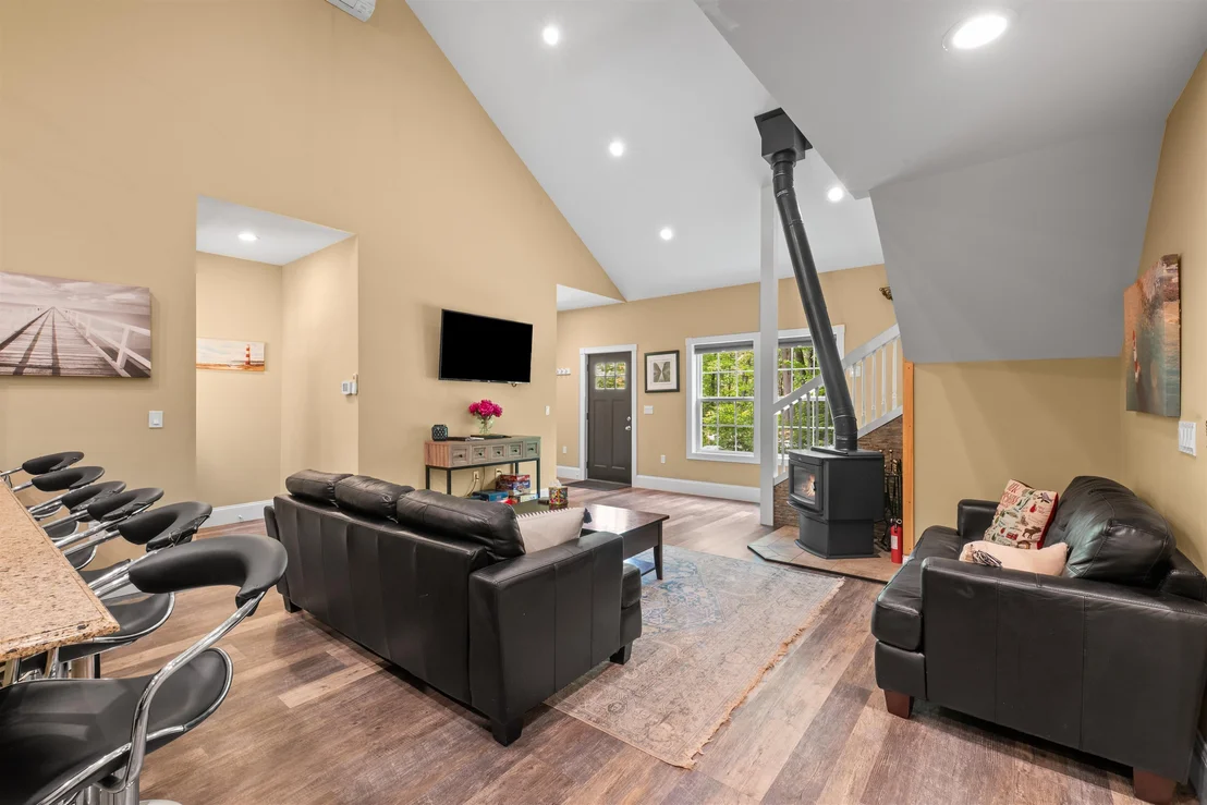 Photo of 177 Alpstrausse