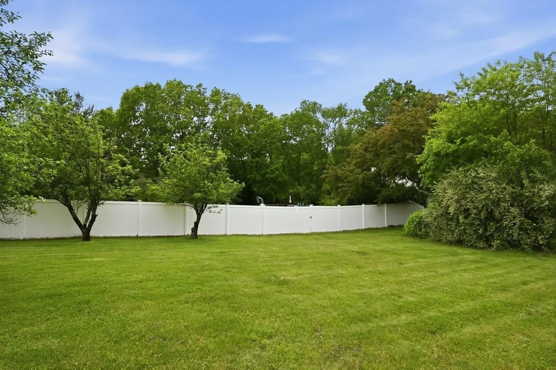 Photo of 154 Flagg