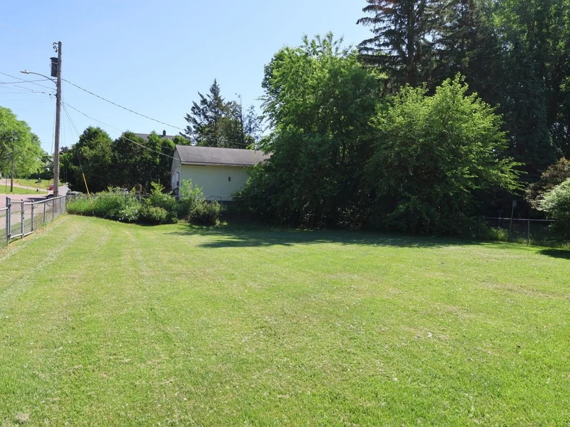 Photo of Lot 2 Pine
