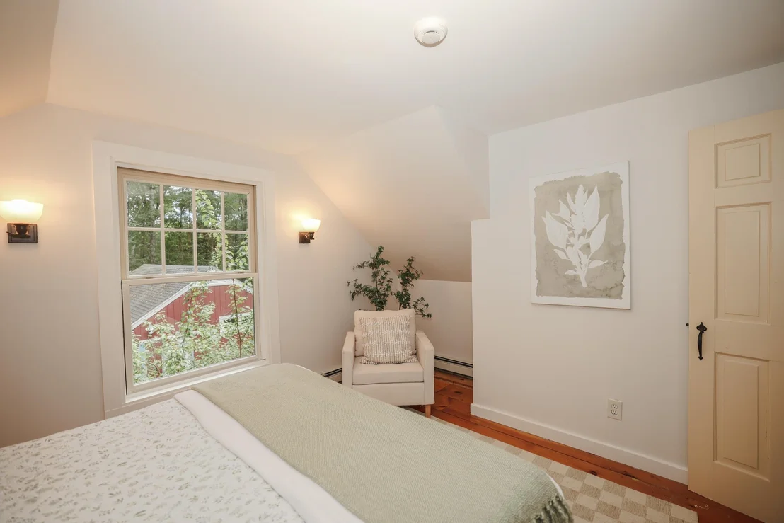 Photo of 15 Ledge
