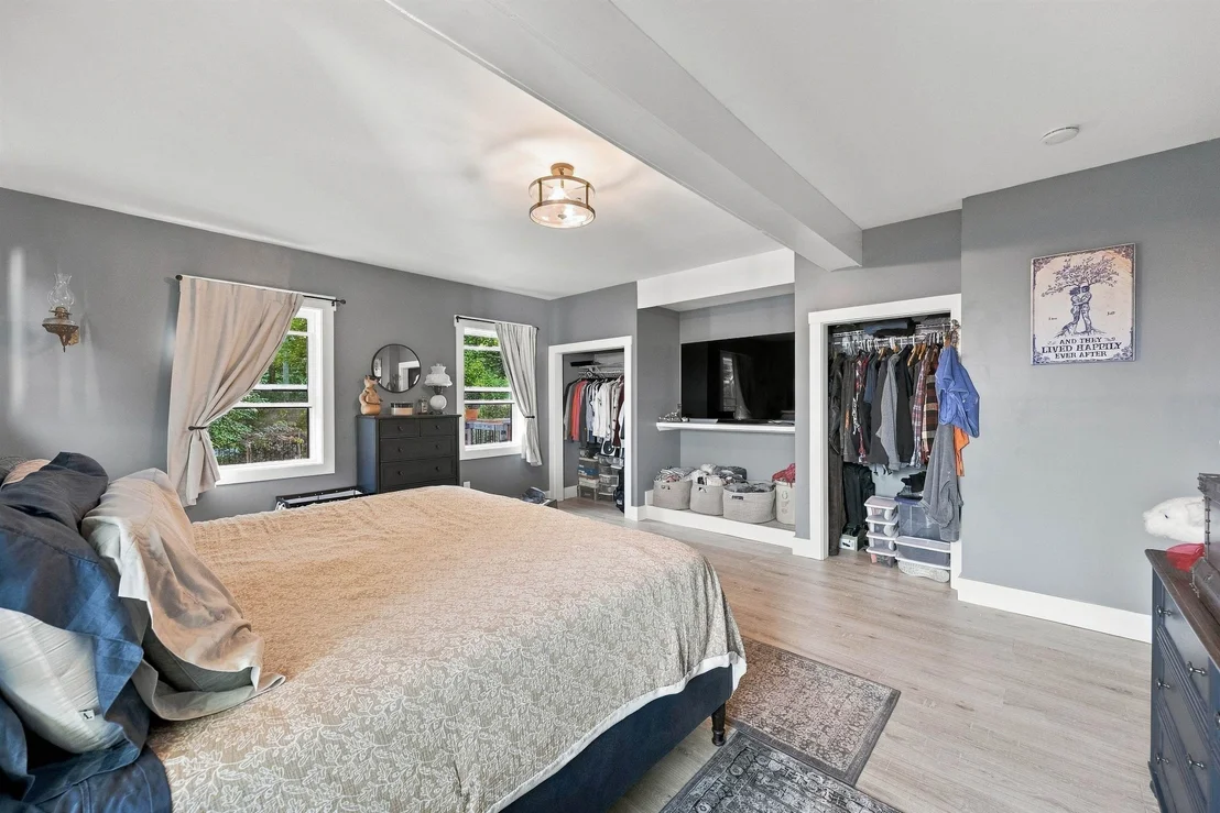 Photo of 144 White Plains