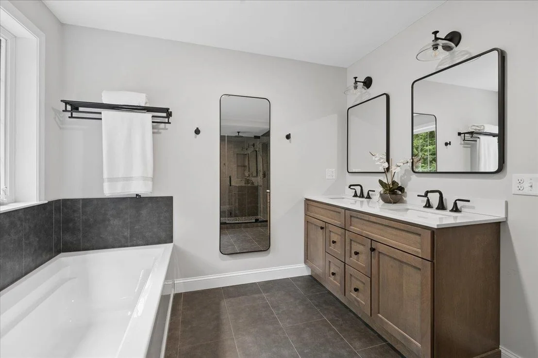 Photo of 75 Tirrell