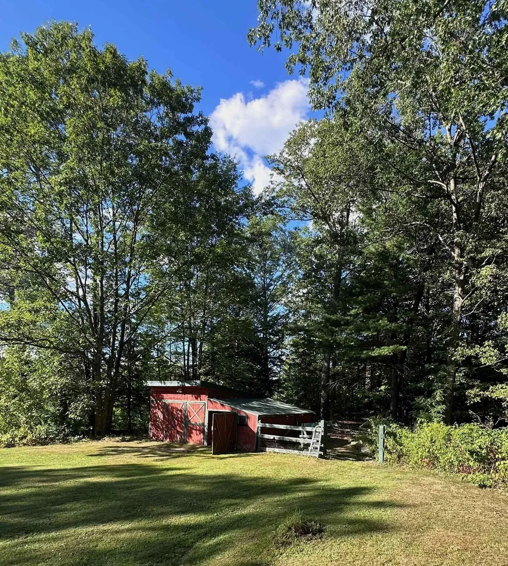 Photo of 184 Dutton District