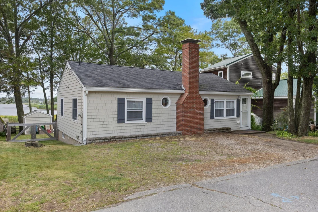 Photo of 24 Walnut