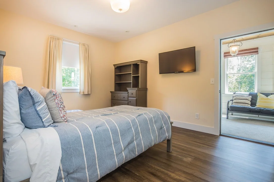 Photo of 1 W. Crystal Haven