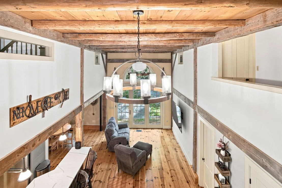 Photo of 369 Stoddard