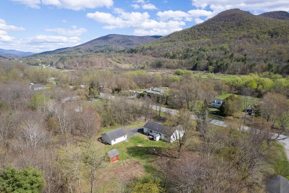 Photo of 2573 Rte 4A