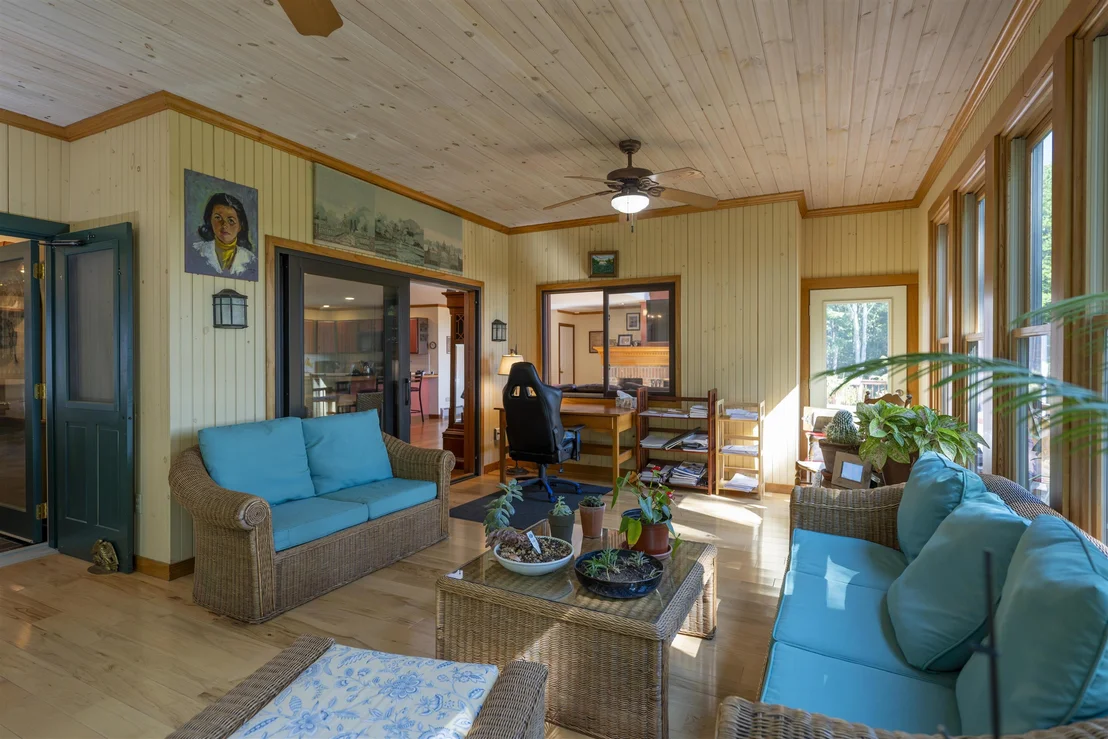Photo of 438 Redfield Proctor