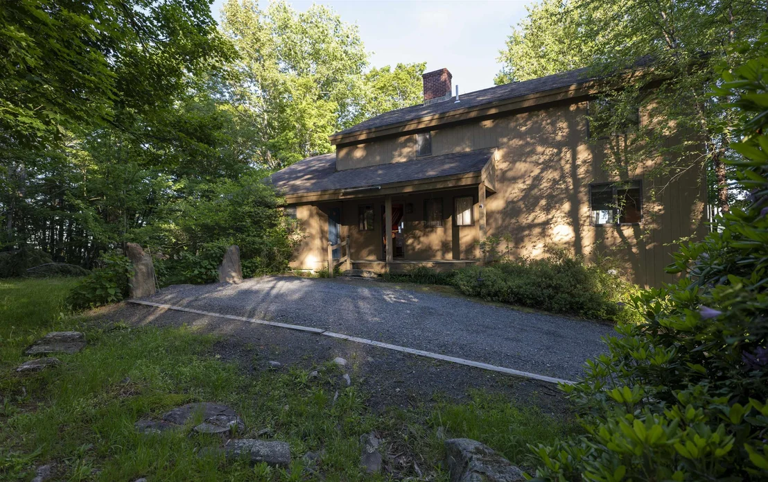 Photo of 589 Fairbanks Turn