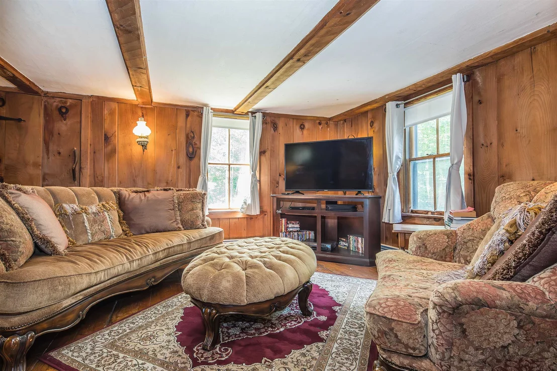Photo of 2238 Upper Michigan