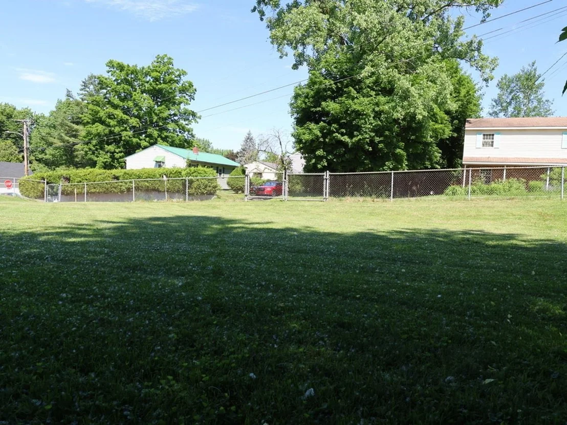 Photo of Lot 2 Pine