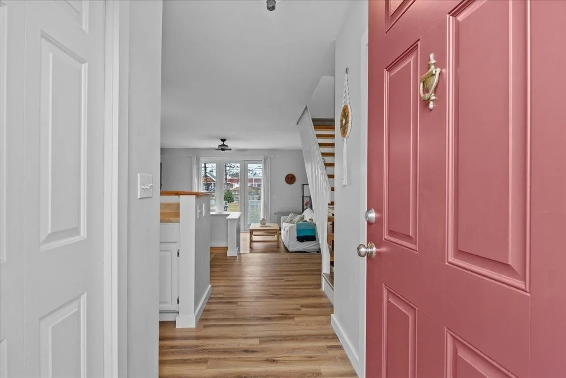 Photo of 433 Westview