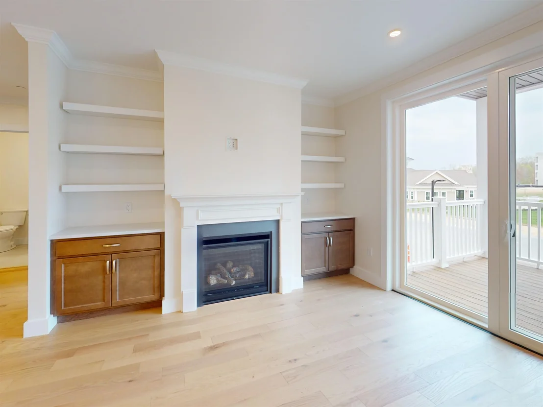 Photo of Unit 204 at 4 Longview