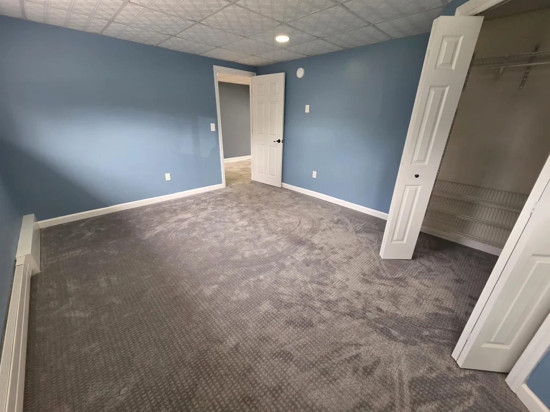 Photo of 6 Meadowcrest