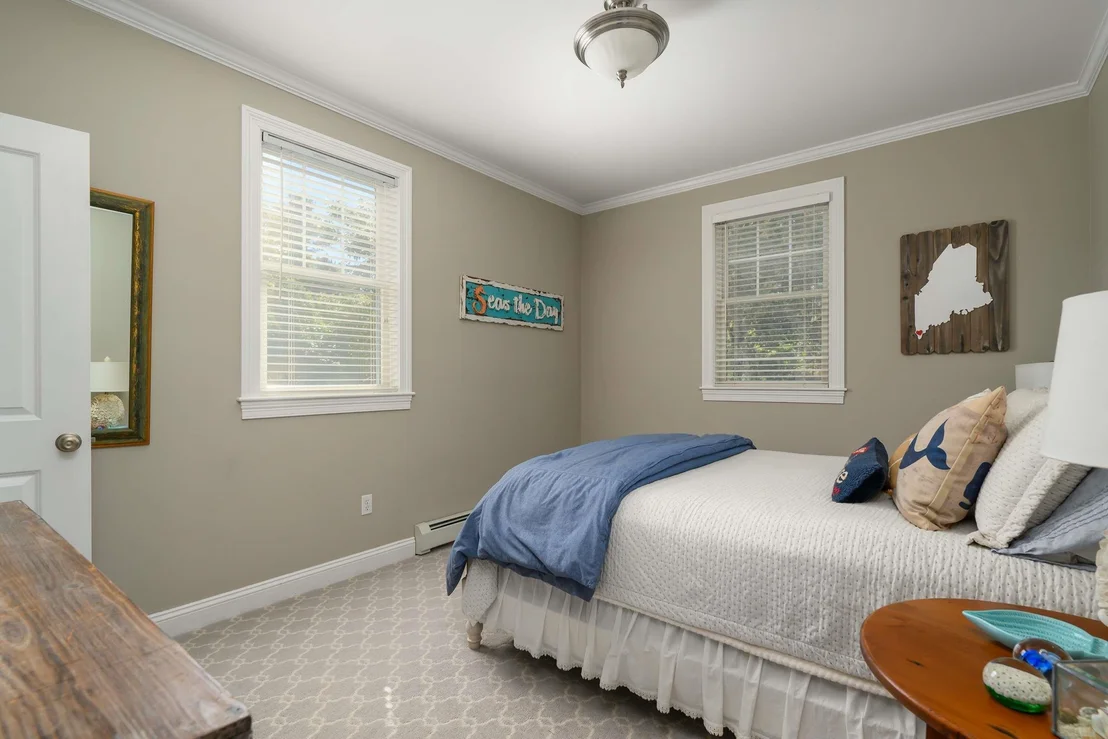 Photo of 21 Jeffrey