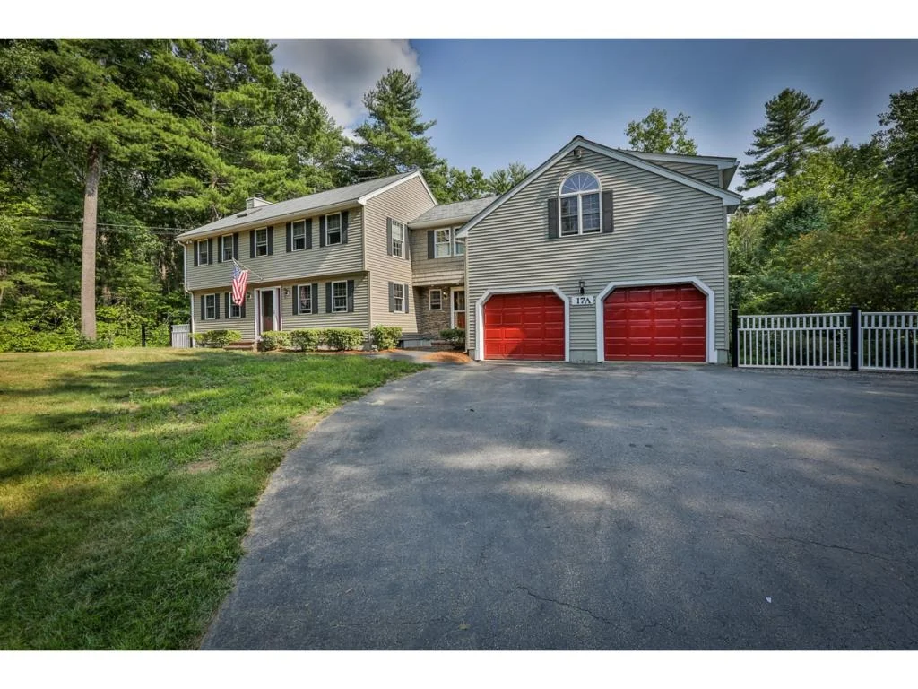 Photo of 17A Alexander