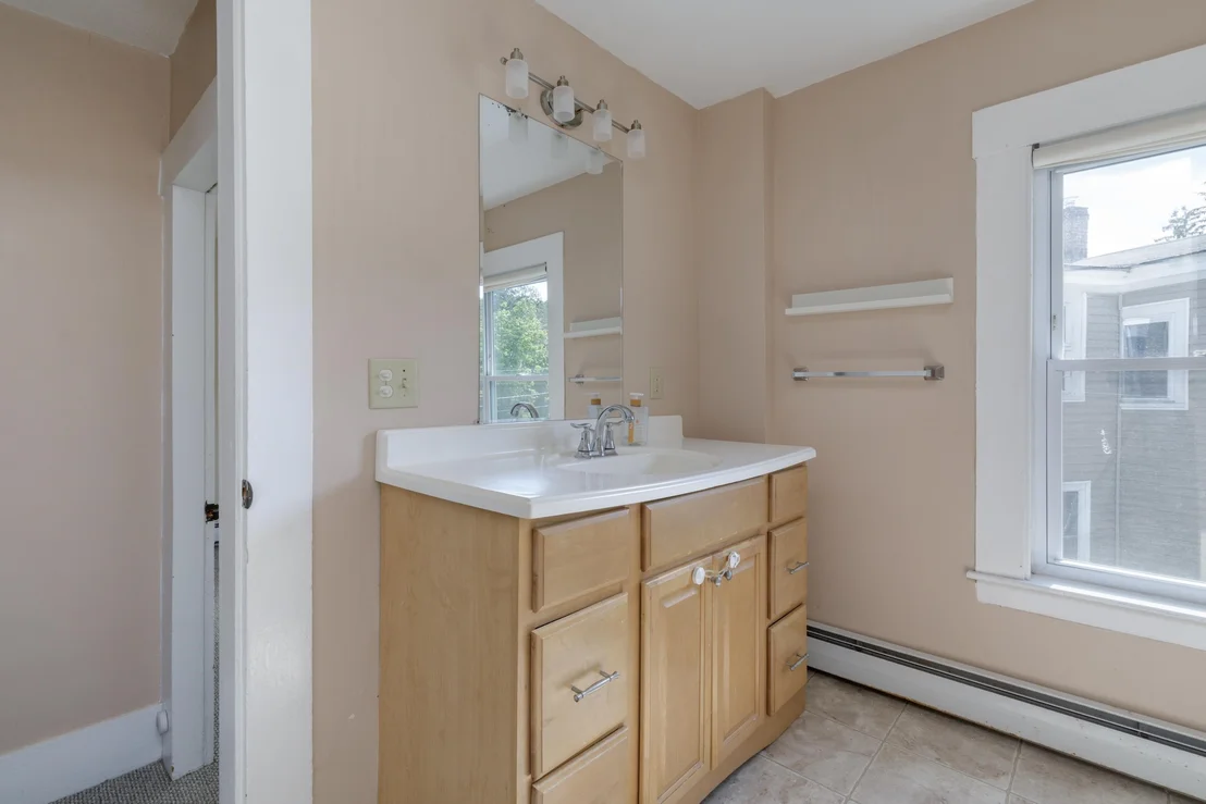 Photo of 51 Laurel