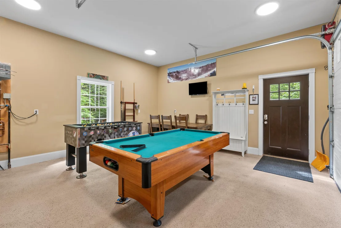 Photo of 177 Alpstrausse