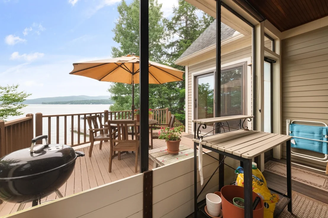 Photo of 33 Arrowhead Point