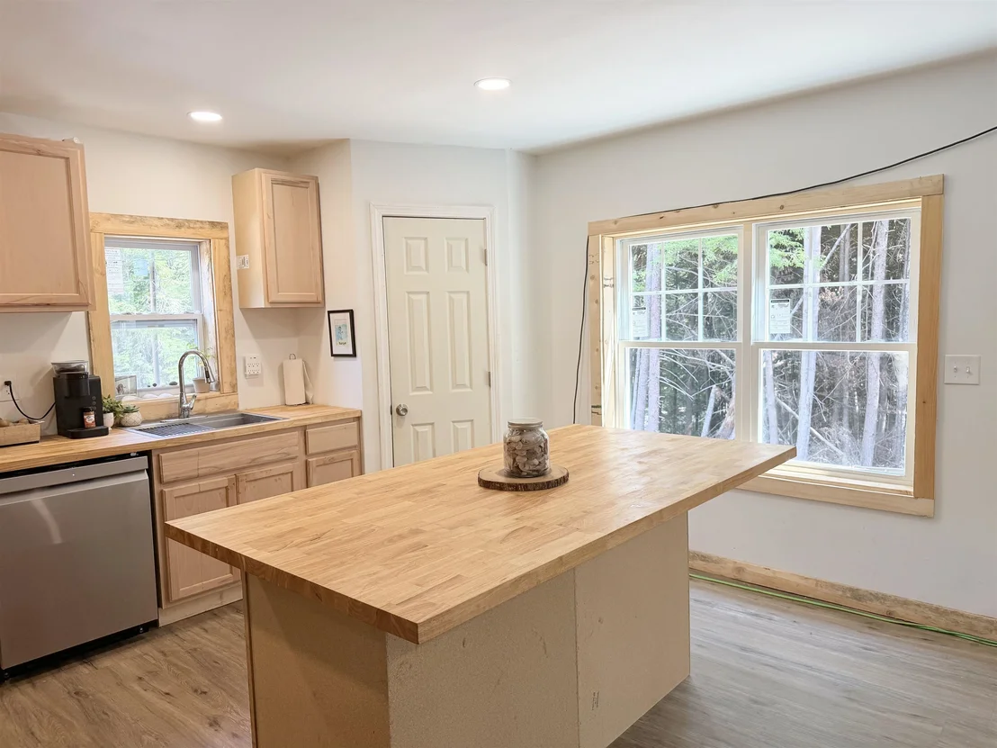 Photo of 39 Hemlock