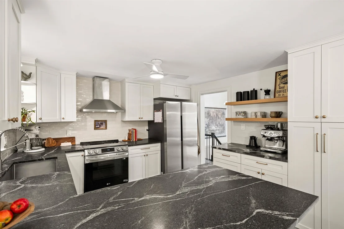 Photo of 20 Hawkview