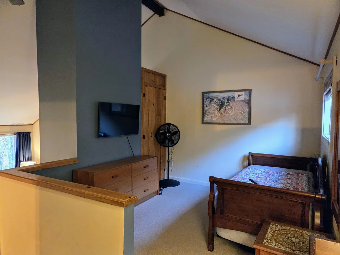 Photo of Unit 2 at 36 Easterly
