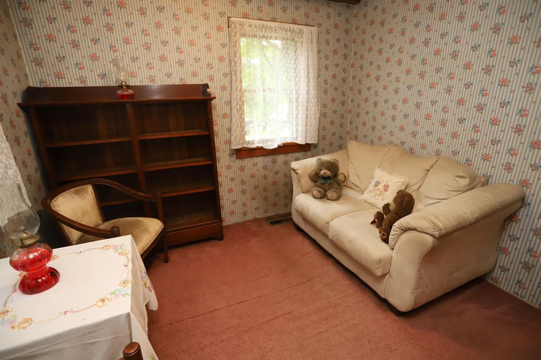 Photo of 1114 Sand Hill