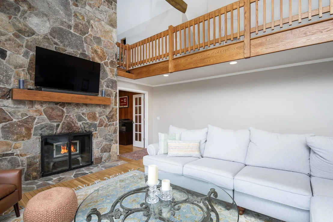Photo of 838 Cricket Hill