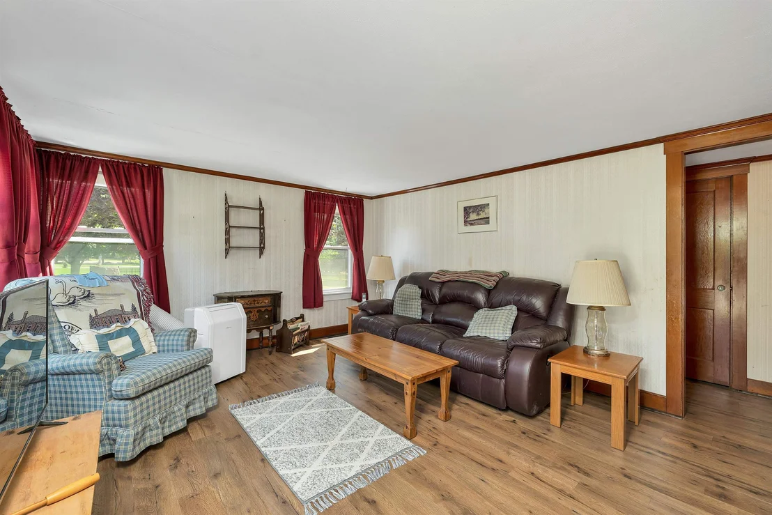 Photo of 44 Waumbeck