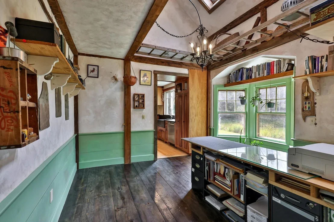 Photo of 11 Maple
