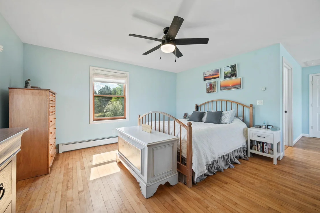 Photo of 154 Cates Hill