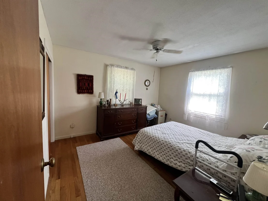 Photo of 140 Dorr