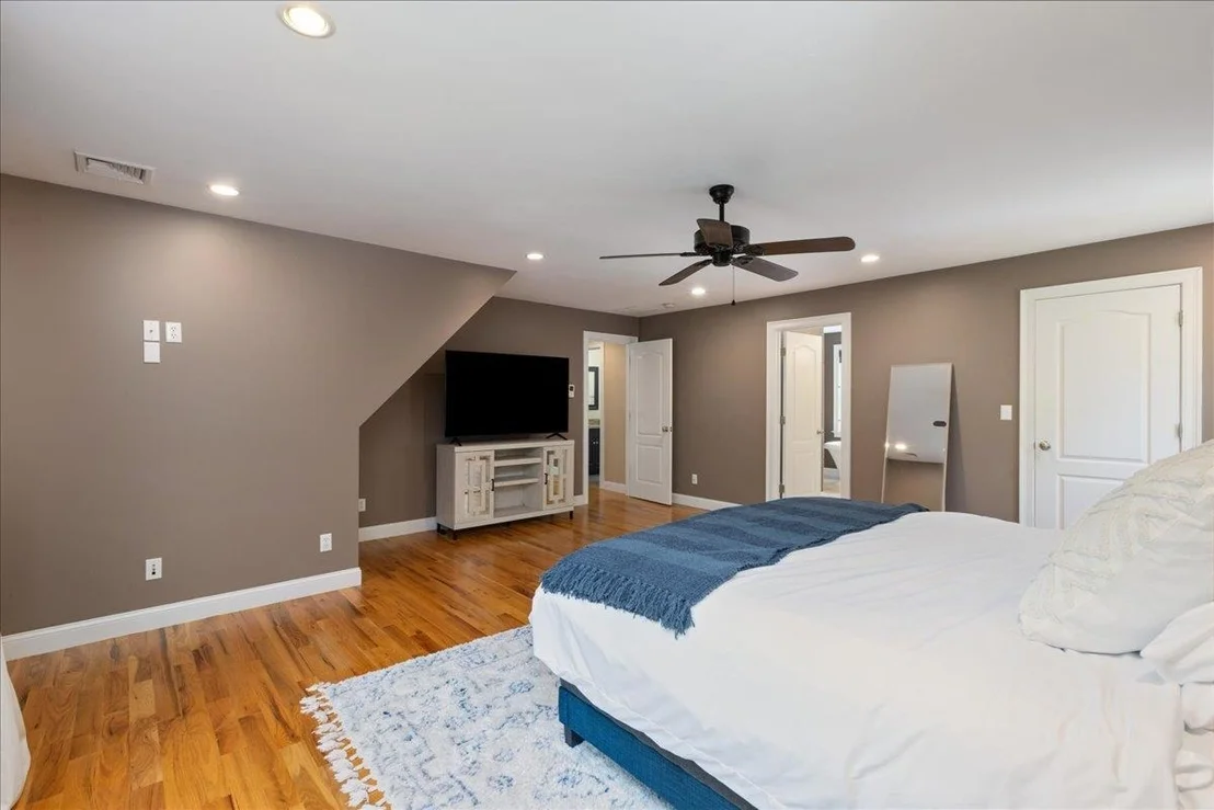 Photo of 137 Garland