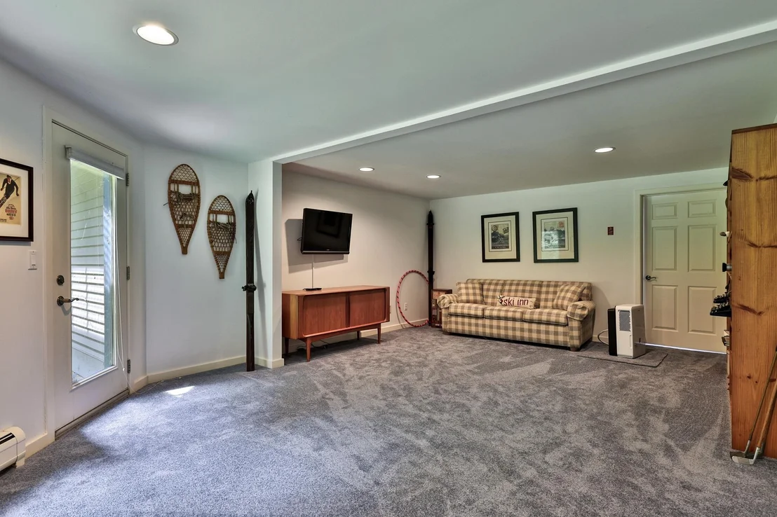 Photo of 58 Knoll