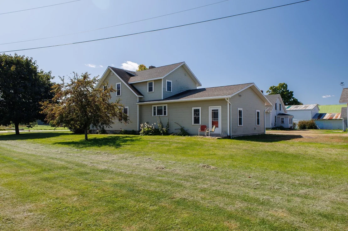 Photo of 342 US Route 2