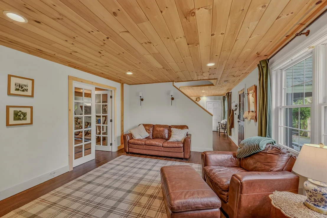 Photo of 48 Meadow