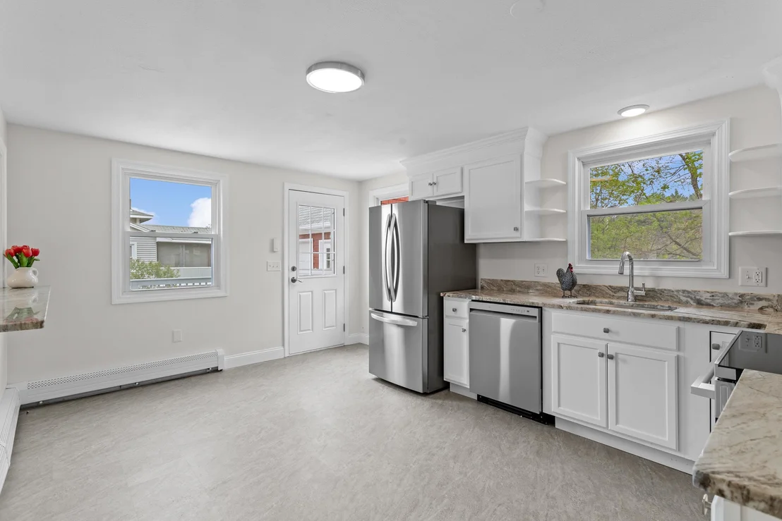 Photo of 12 Hemlock