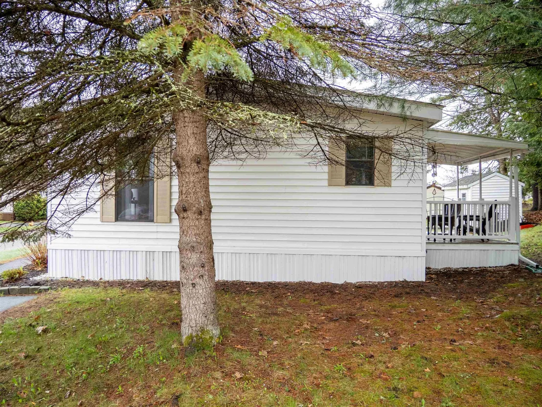 Photo of 52 Monadnock