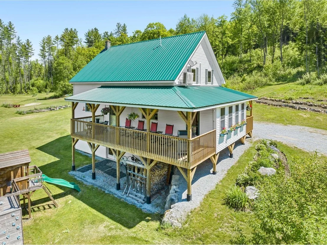 Photo of 1012 Branch Brook