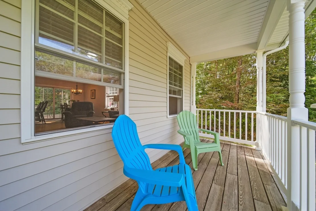 Photo of 298 Stocker Pond