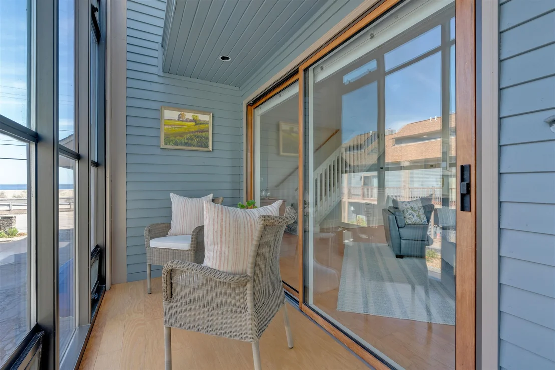 Photo of Unit 7 at 581 Ocean
